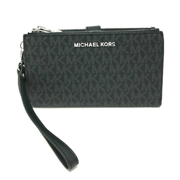 Michael Kors Handbags - Michael Kors MK Jet Set Travel Double Zip Wallet